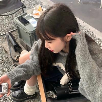 弘大晚秋 海报